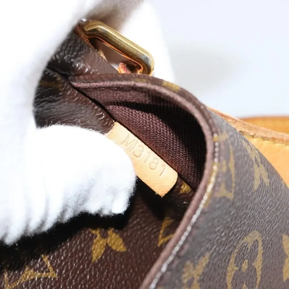 Louis Vuitton height width